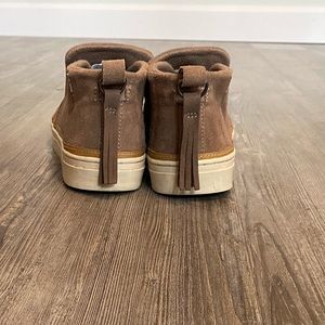 Toms. Women’s. Paxton. Suede.